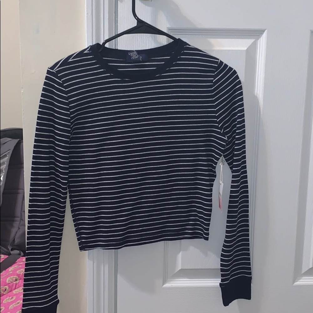 striped navy and white forever 21 crop